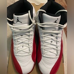 Retro Jordan 12 (cherry)
